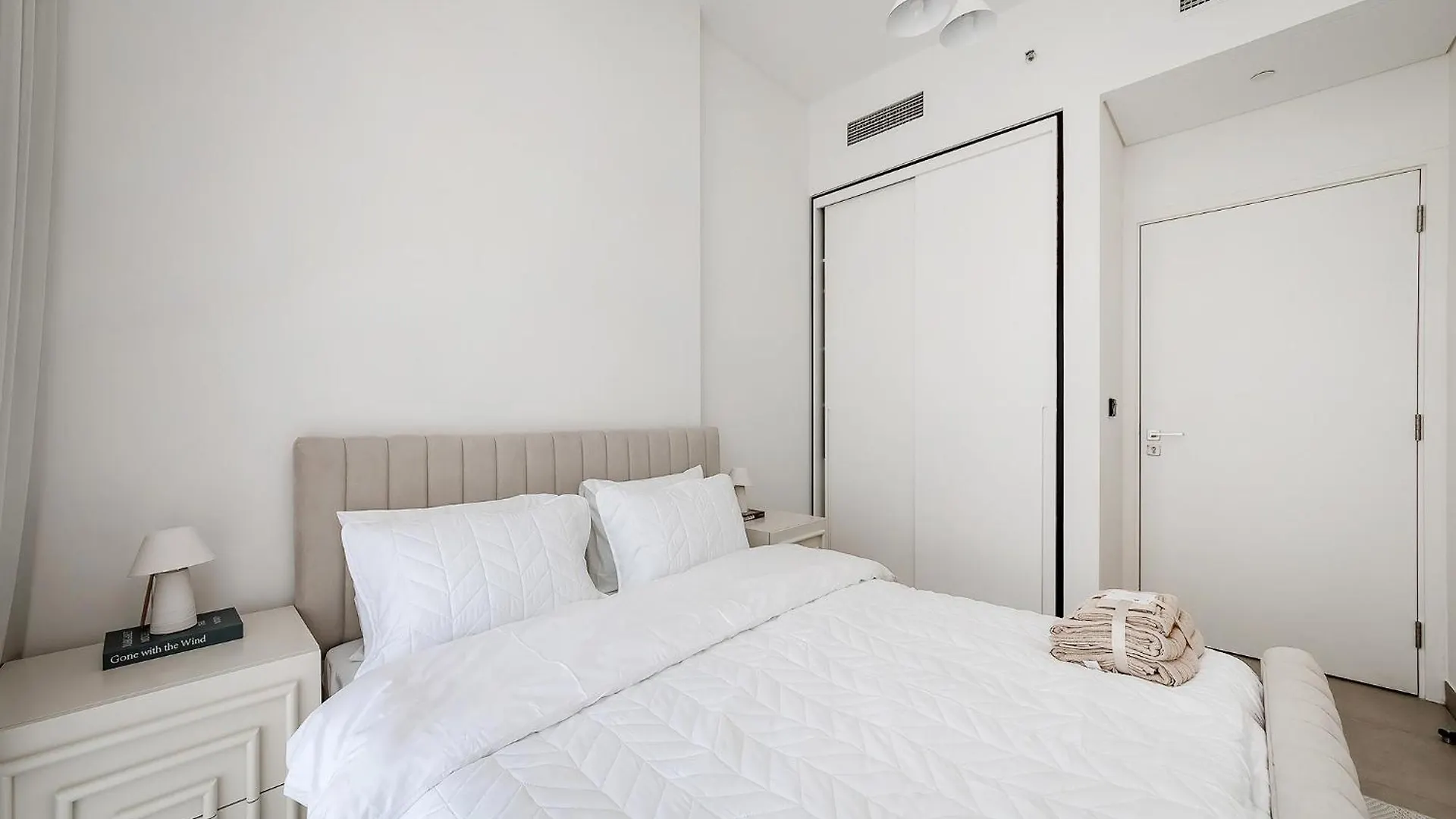 Deluxe 2Br Apartments At Socio Dubai Hills Estate