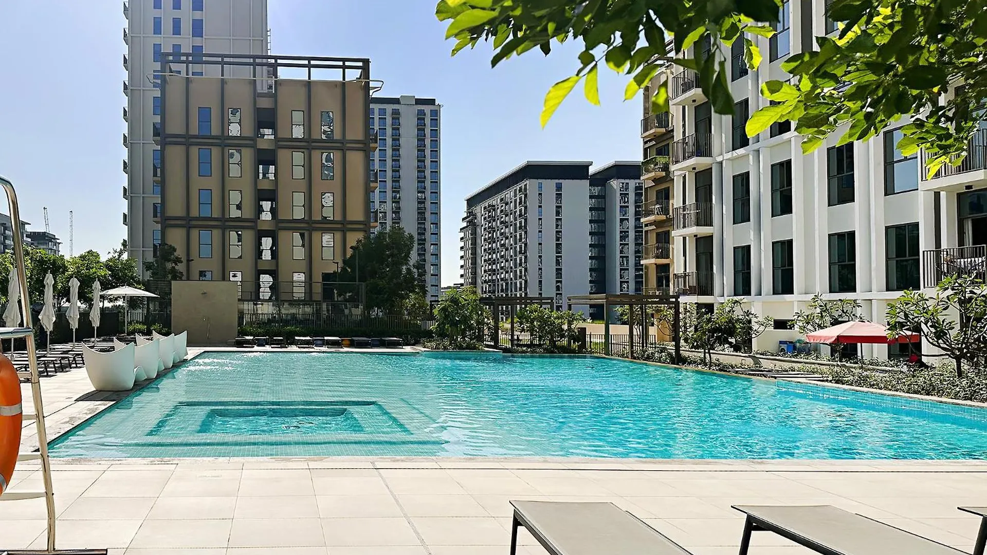 Deluxe 2Br Apartments At Socio Dubai Hills Estate