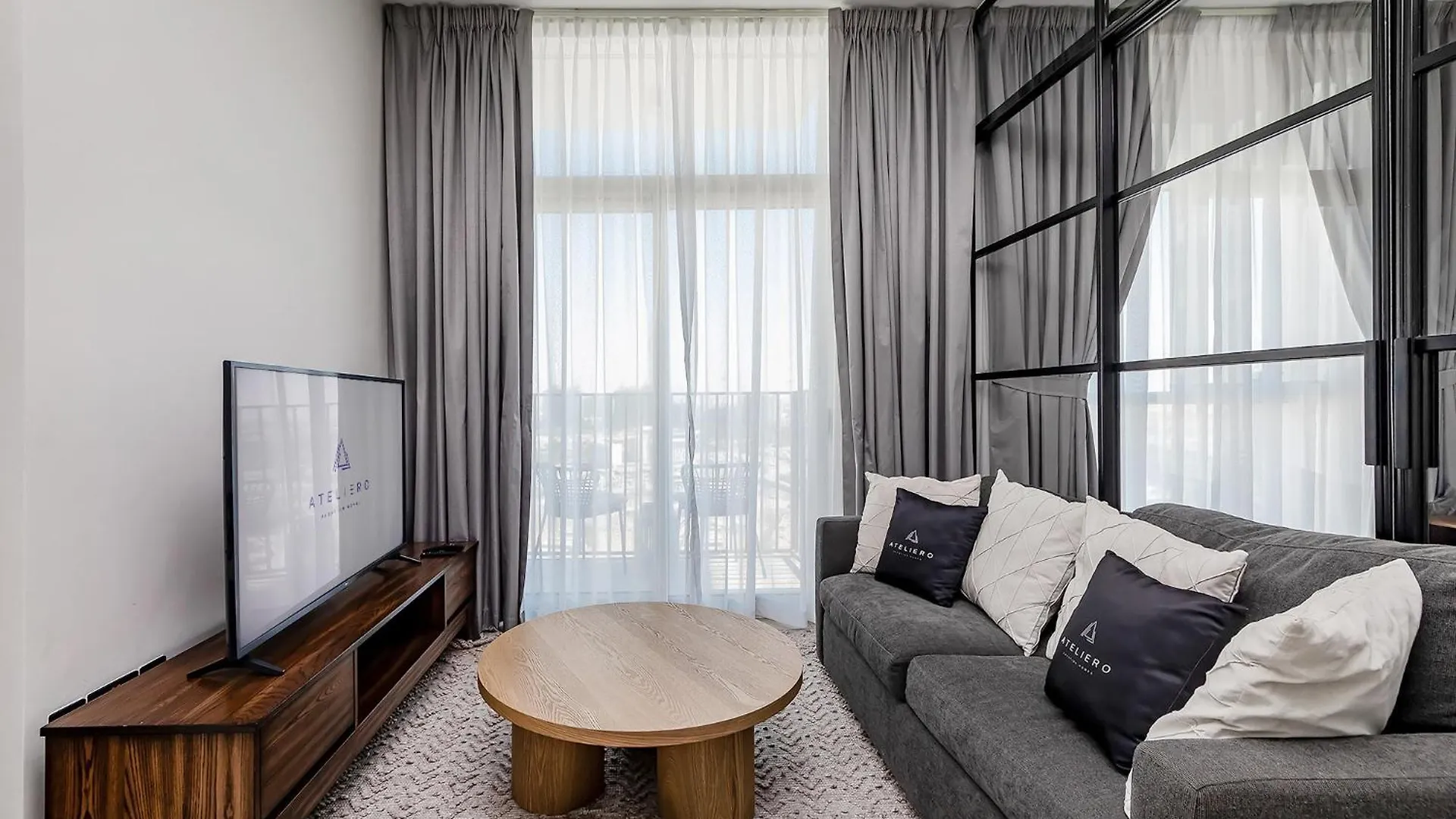 Deluxe 2Br Apartments At Socio Dubai Hills Estate