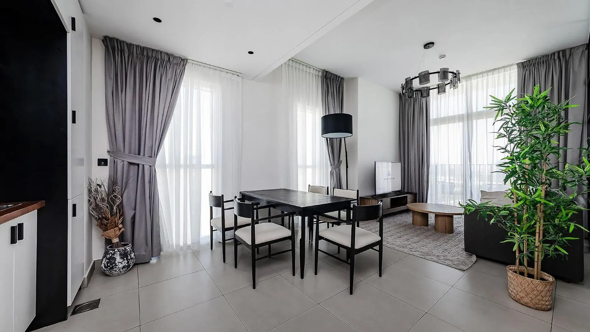 Deluxe 2Br Apartments At Socio Dubai Hills Estate